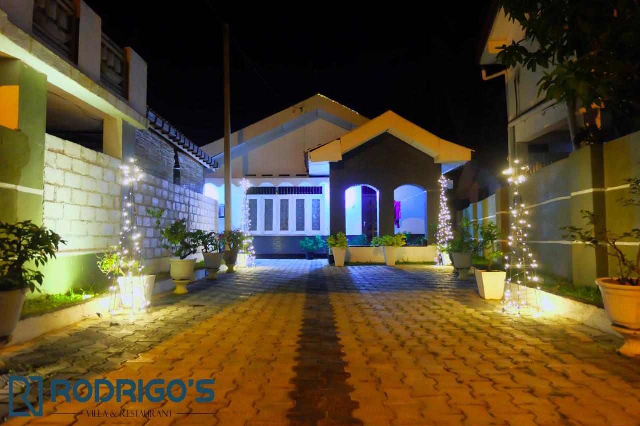 Rodrigo'S Villa & Restaurant Negombo Exterior photo